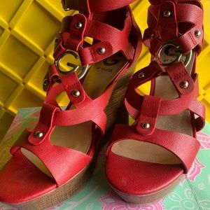 Guess wedges
